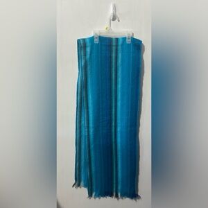 Alpaca scarf - bright soft turquoise women’s - EUC